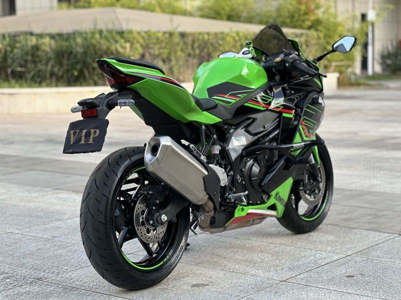 二手川崎ZX-4R