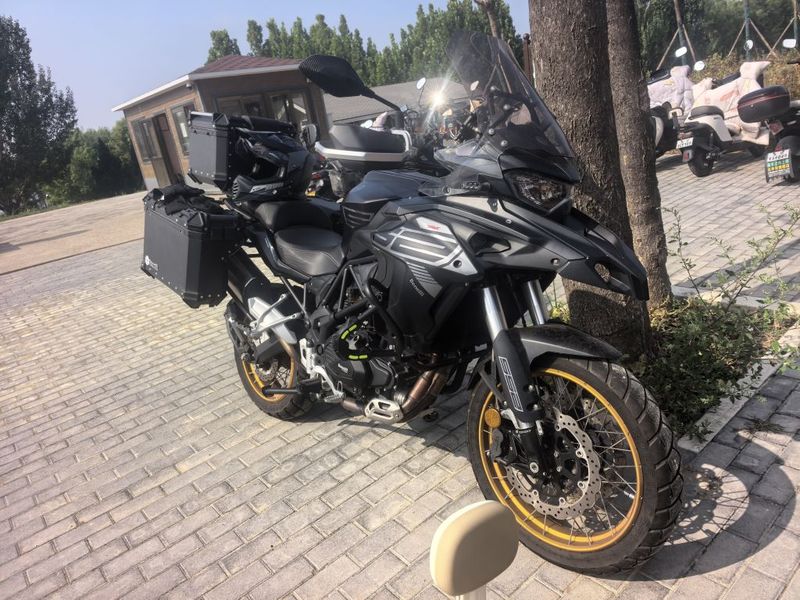 二手贝纳利TRK552