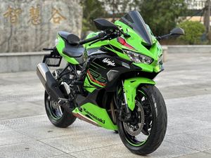 二手川崎ZX-4R