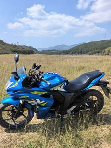 二手济南铃木极客飒 Gixxer 155