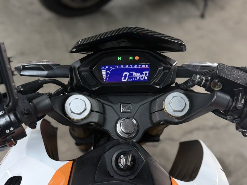 二手五羊本田CB190R 暴锋眼