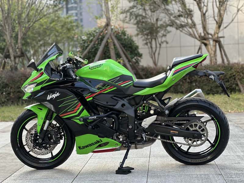 二手川崎ZX-4R