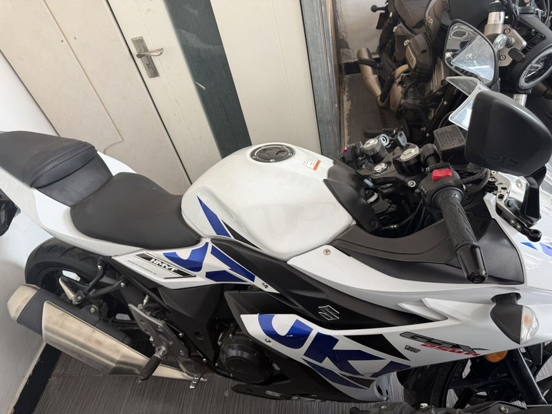 二手豪爵铃木GSX250R