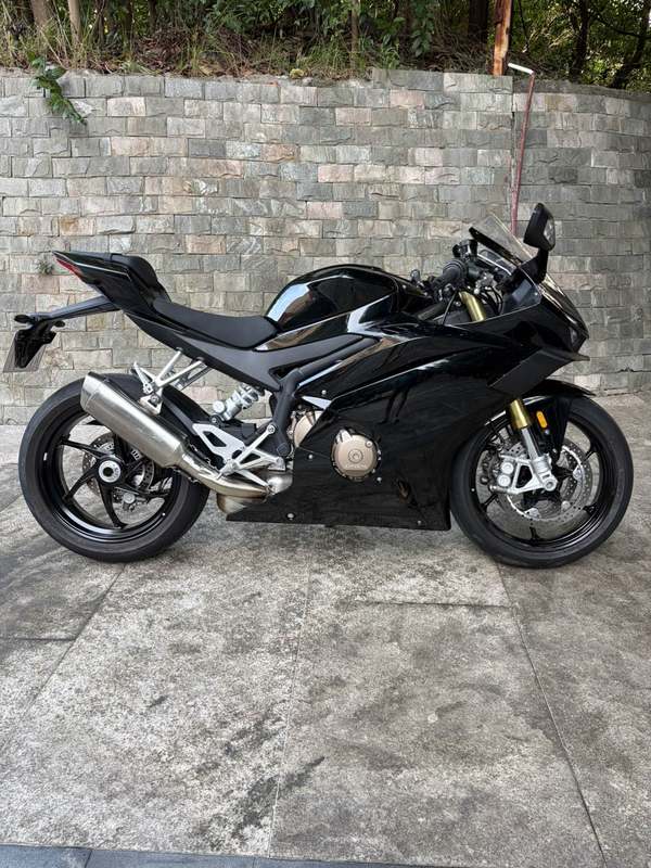 二手张雪机车500RR