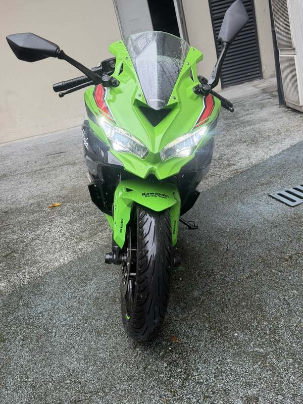 二手川崎ZX-4R