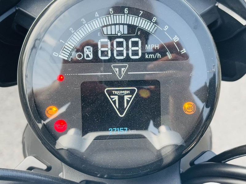 二手凯旋Trident 660