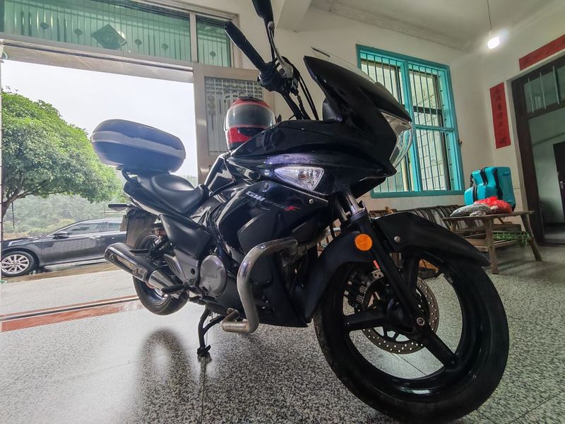 二手铃木GW 250F Inazuma 