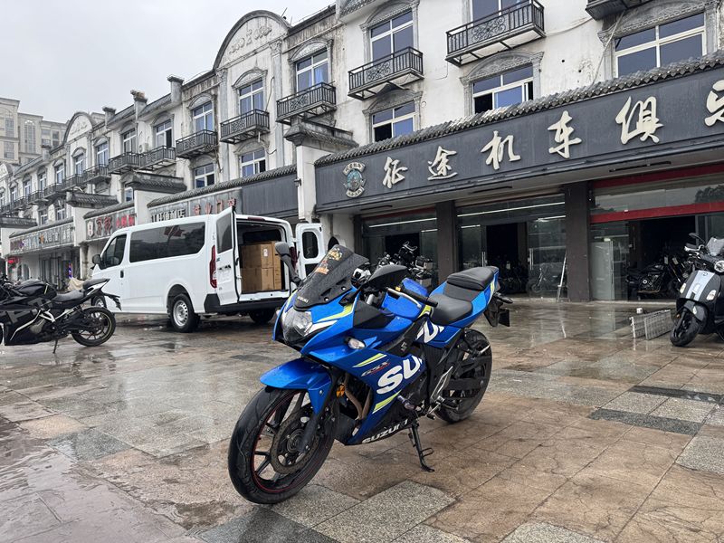 二手豪爵铃木GSX250R