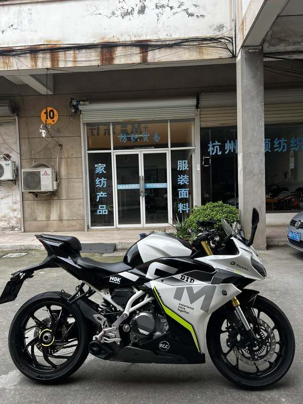 二手春风250SR