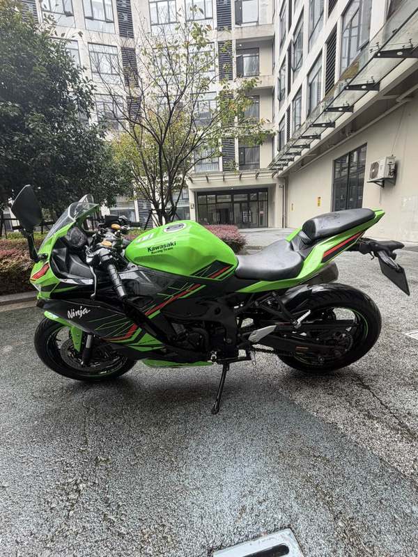 二手川崎ZX-4R