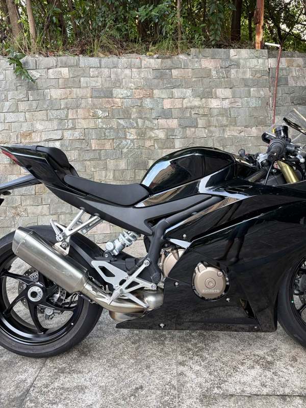二手张雪机车500RR
