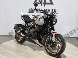 二手凯旋Trident 800