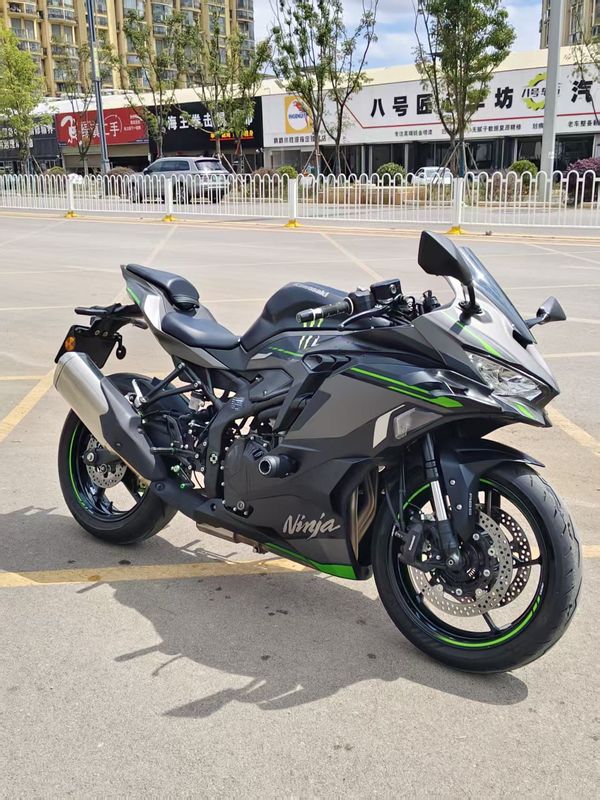 二手川崎ZX-4R