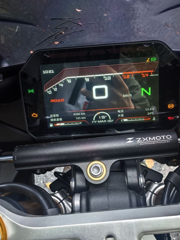 二手张雪机车820RR