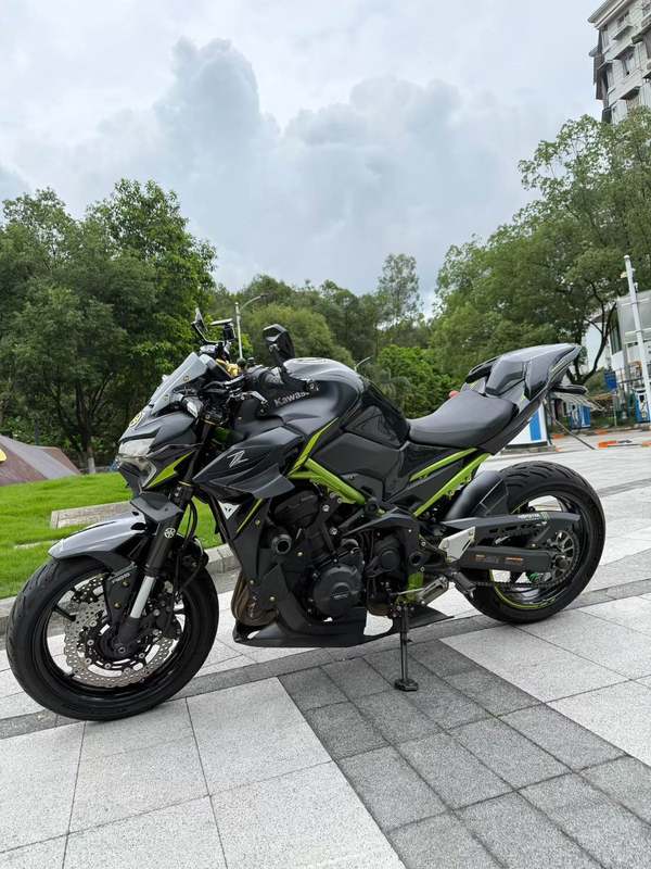 二手川崎Z900