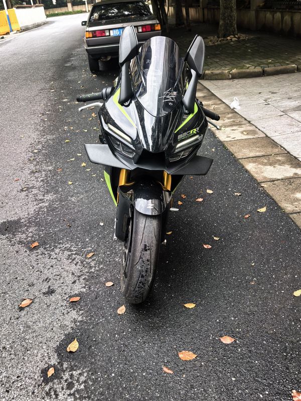 二手张雪机车820RR