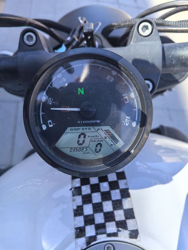二手庄威V400