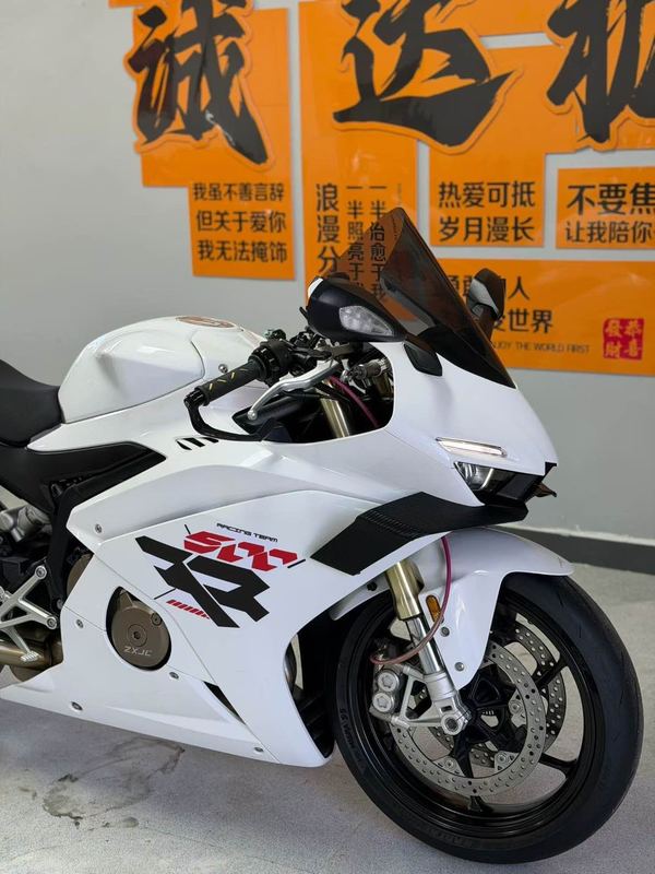二手张雪机车500RR