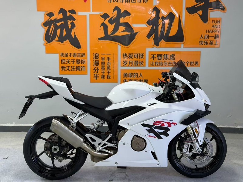 二手张雪机车500RR