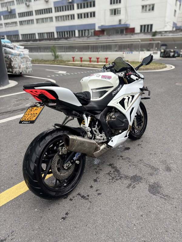 二手QJMOTOR赛800