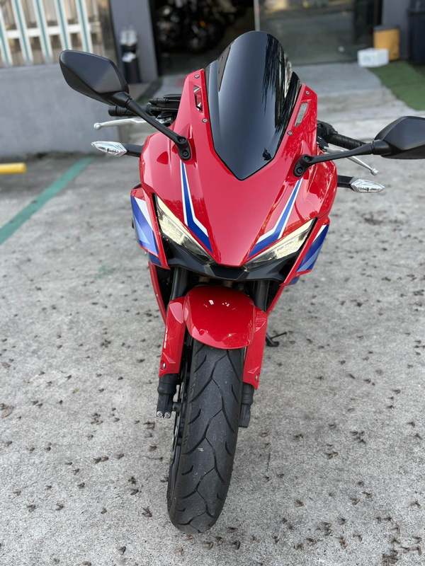 二手本田CBR400R