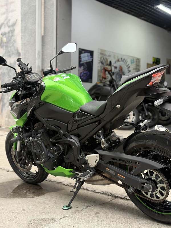 二手川崎Z900