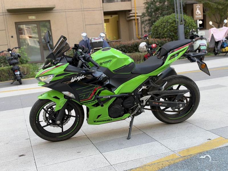 二手川崎Ninja 400