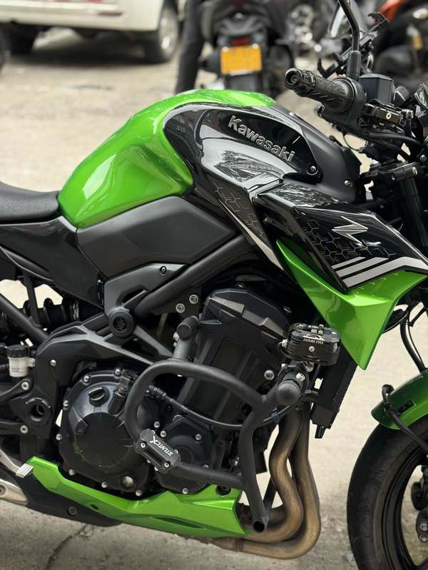 二手川崎Z900