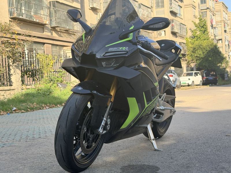 二手张雪机车820RR