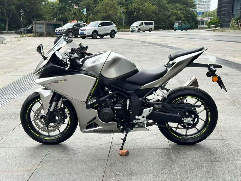 二手本田CBR500R Four