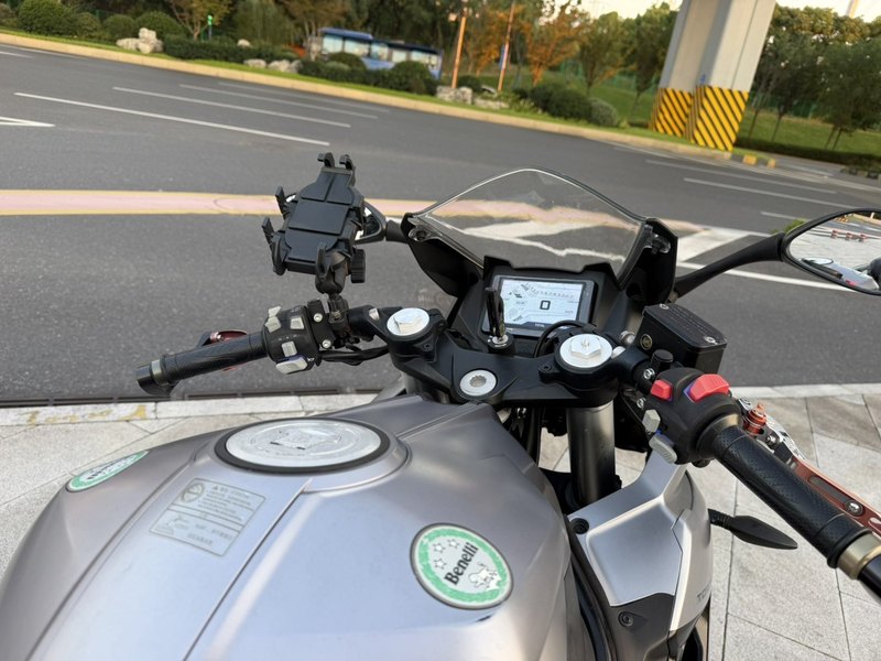 二手贝纳利龙卷风 Tornado 302R