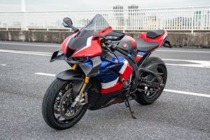 二手本田CBR 1000 RR-R