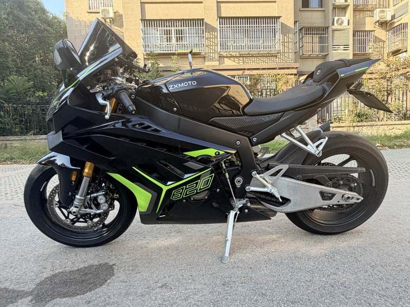 二手张雪机车820RR