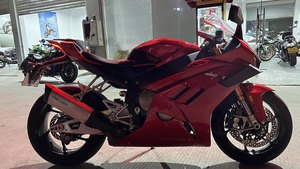 二手张雪机车820RR