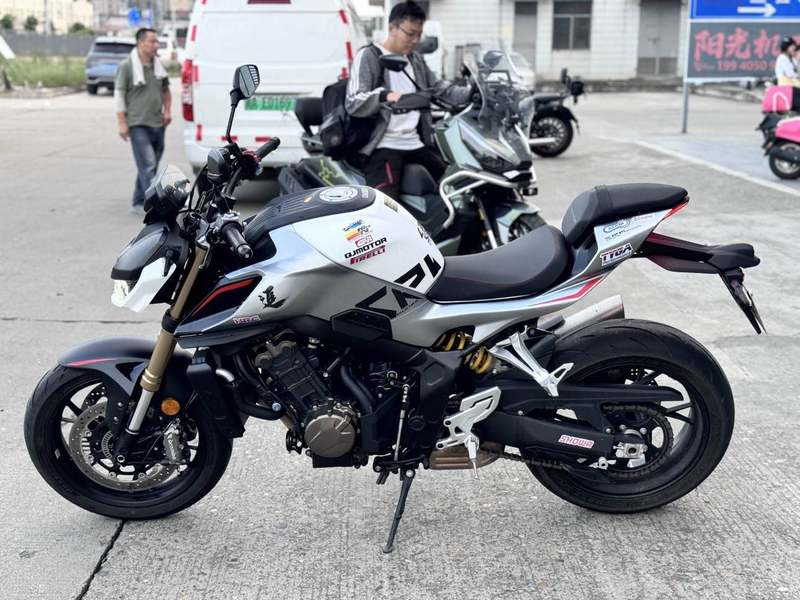 二手QJMOTOR追600