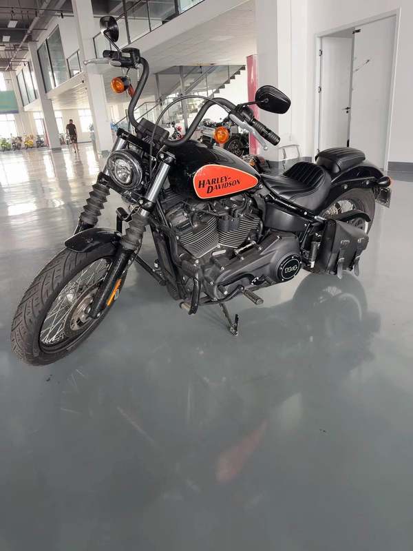 二手哈雷戴维森街霸 Street Bob
