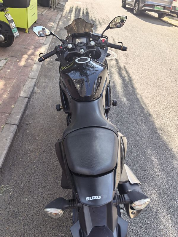 二手豪爵铃木GSX250R