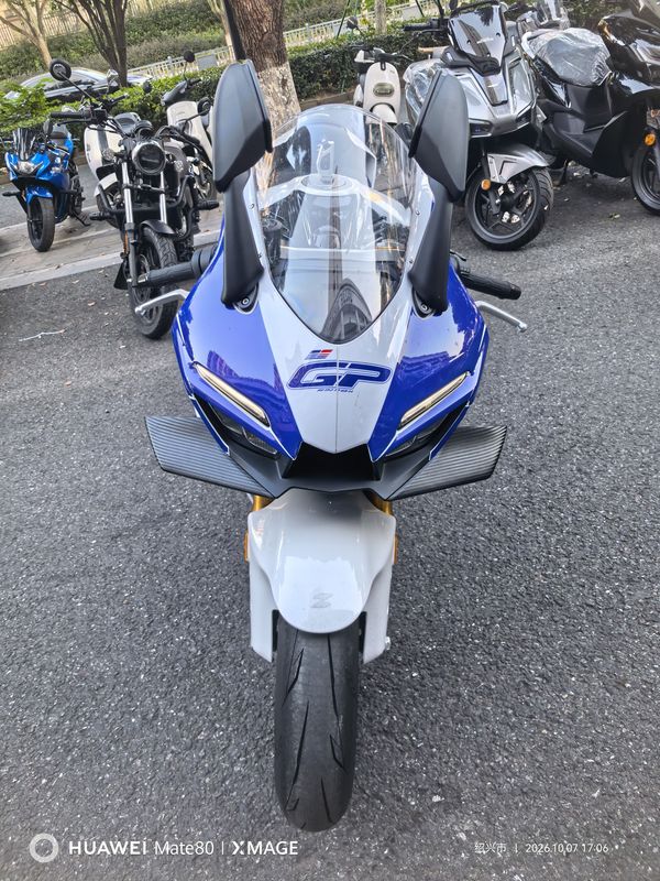 二手张雪机车820RR