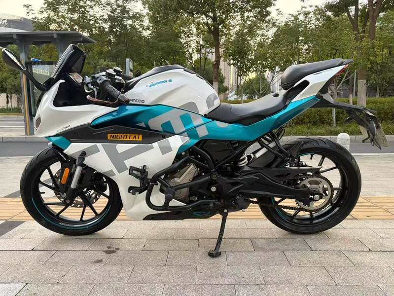 二手春风250SR