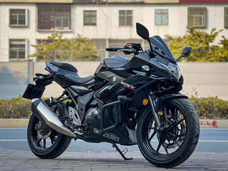 二手豪爵铃木GSX250R