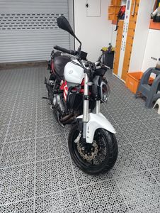 二手贝纳利蓝宝龙 BN302S