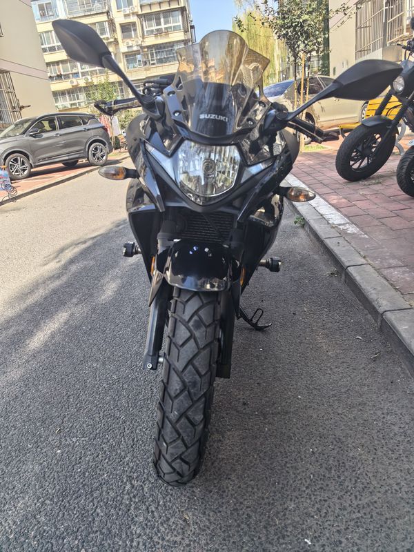 二手豪爵铃木GSX250R