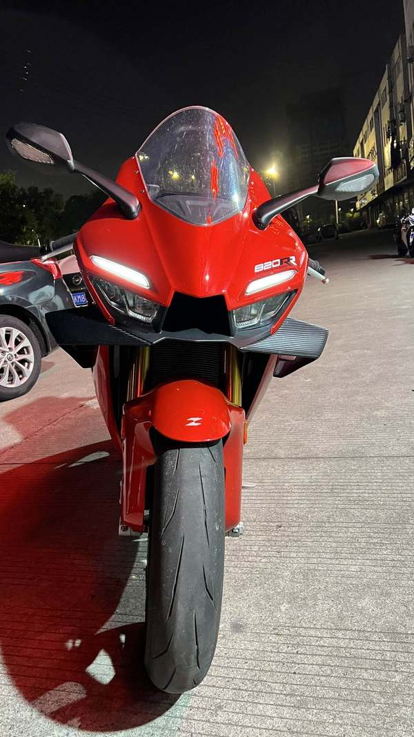 二手张雪机车820RR