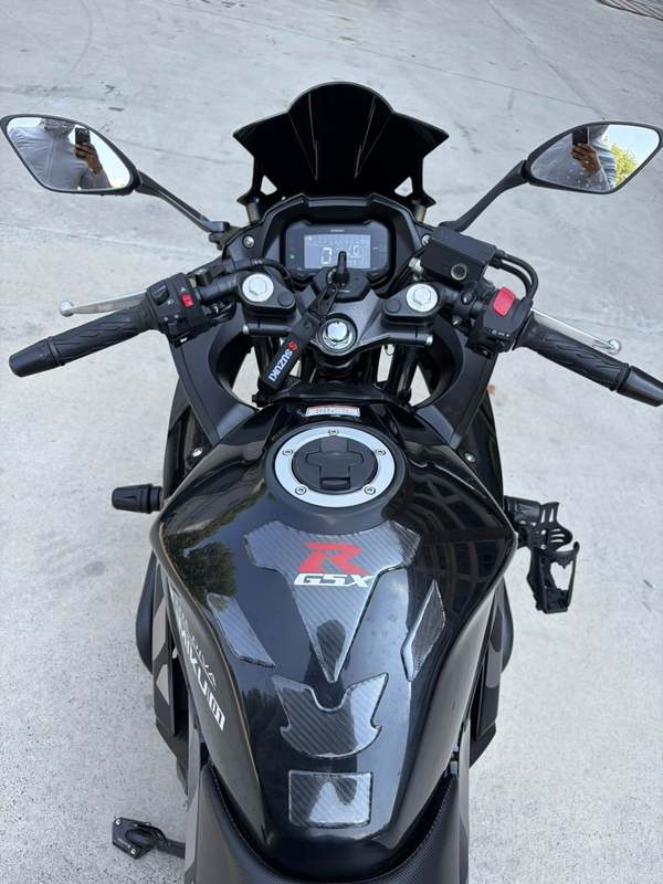 二手豪爵铃木GSX250R