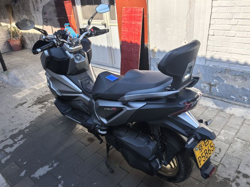 二手三阳哈士奇 Husky ADV300