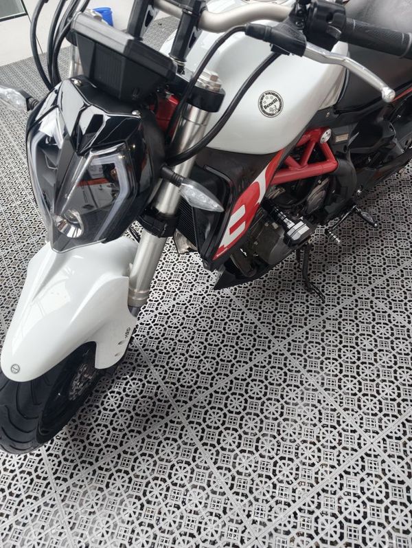 二手贝纳利蓝宝龙 BN302S
