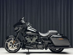 二手哈雷戴维森大道滑翔 Street Glide