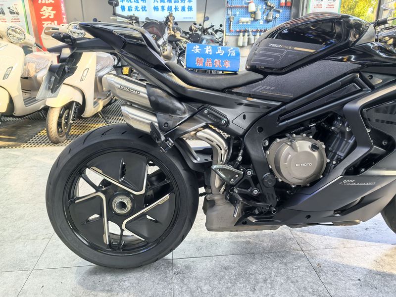 二手春风750SR-S