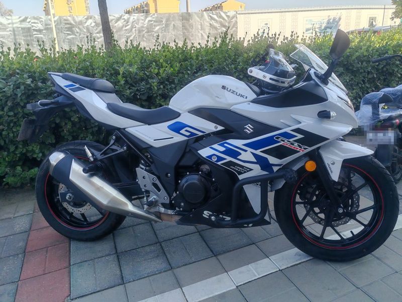 二手豪爵铃木GSX250R