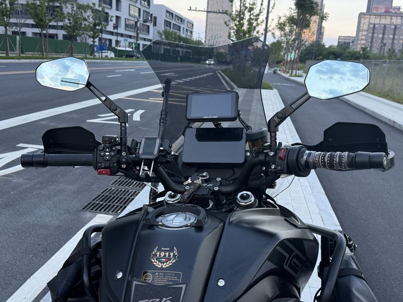 二手贝纳利TRK702